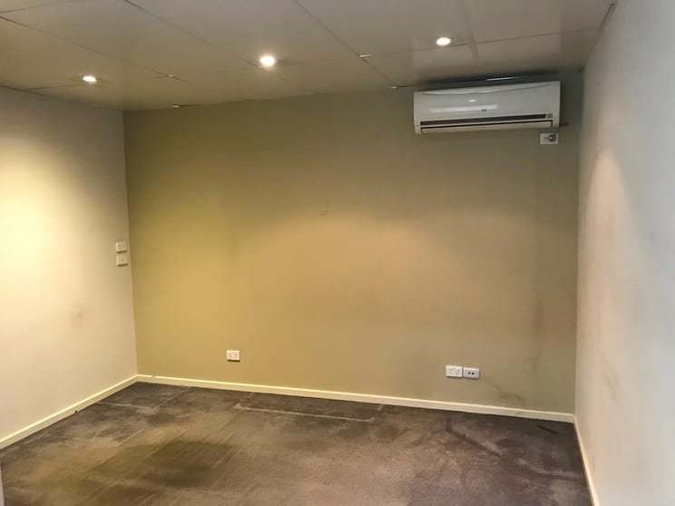 Click to view all images 49 Cyber Loop Dandenong VIC 3175 - Image 2