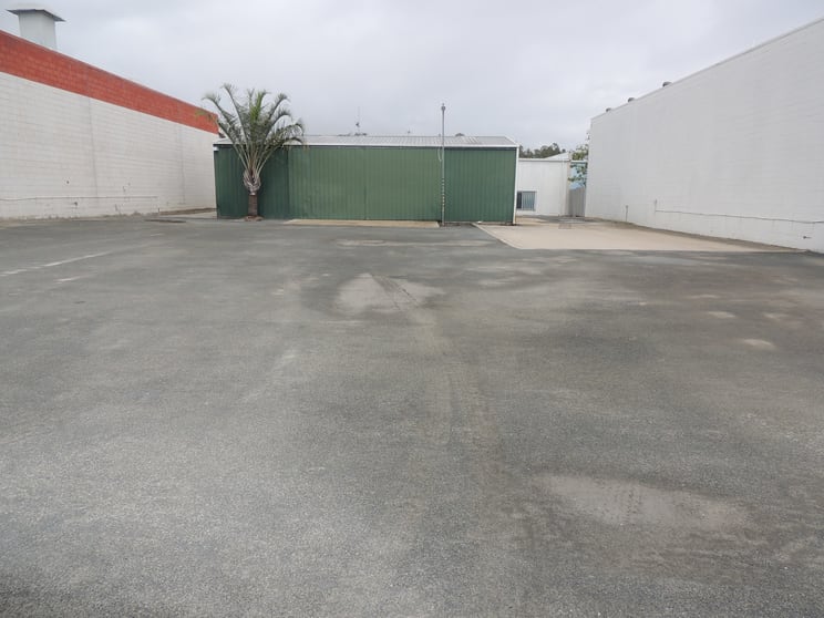Click to view all images 6 Energy Crescent Molendinar QLD 4214 - Image 2