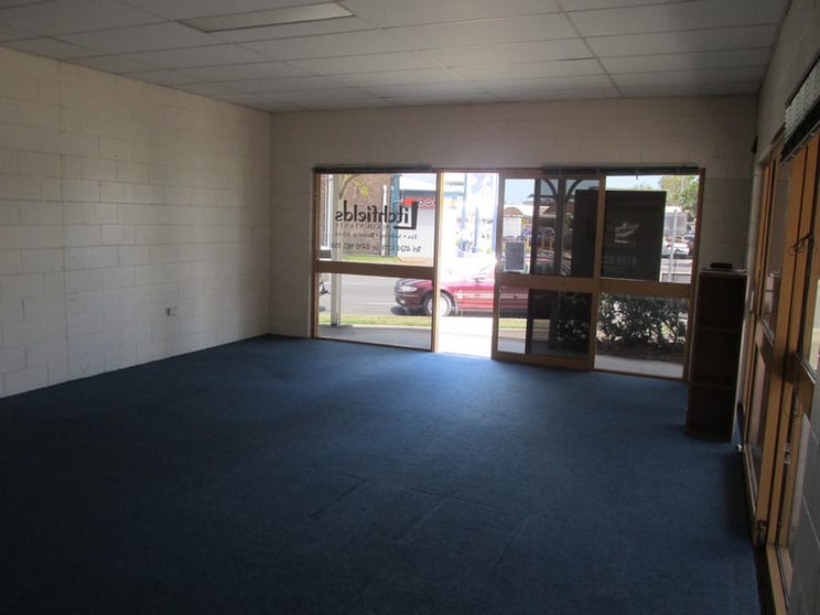 Click to view all images 2/26-28 Taylor Street Pialba QLD 4655 - Image 2
