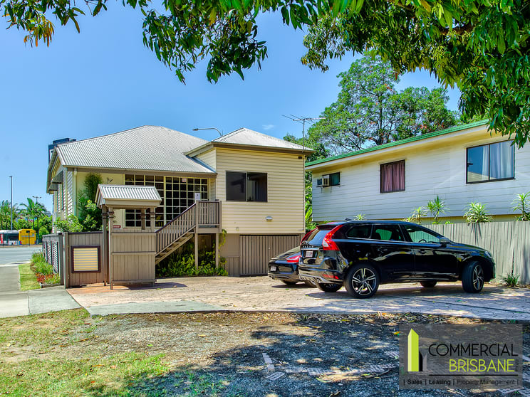 Click to view all images 1038 Sandgate Road Nundah QLD 4012 - Image 3