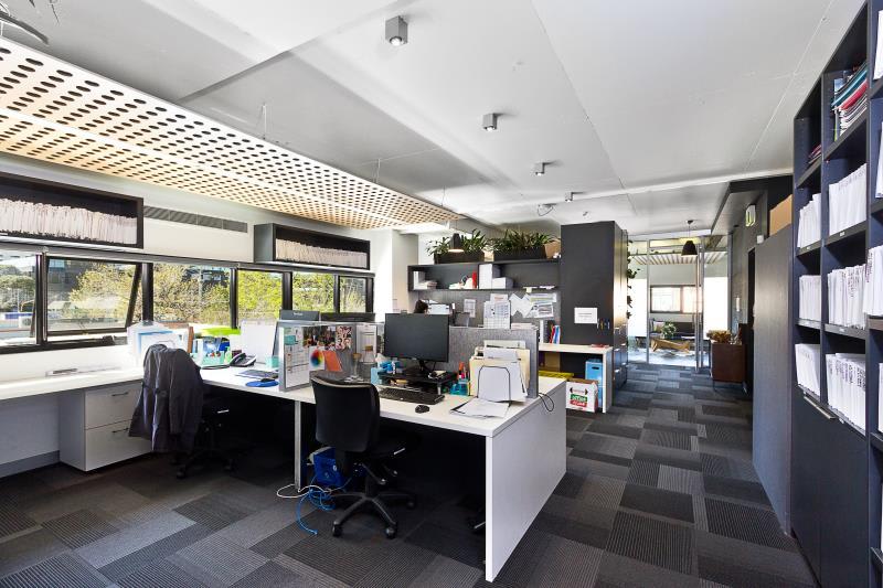 Click to view all images 182 Coventry Street South Melbourne VIC 3205 - Image 3