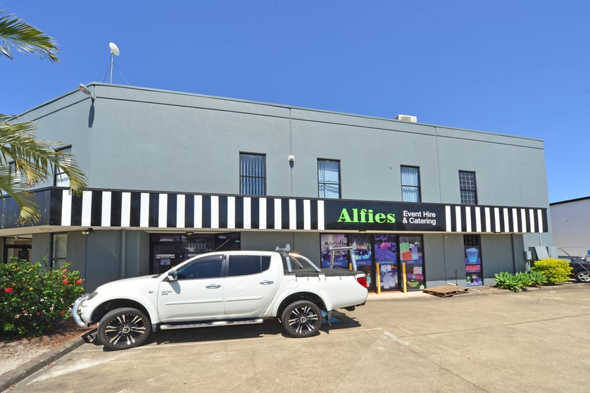 Click to view all images Unit 2/3 Technology Drive Warana QLD 4575 - Image 1
