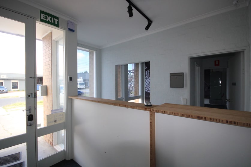 Click to view all images 89 Argus Street Cheltenham VIC 3192 - Image 3