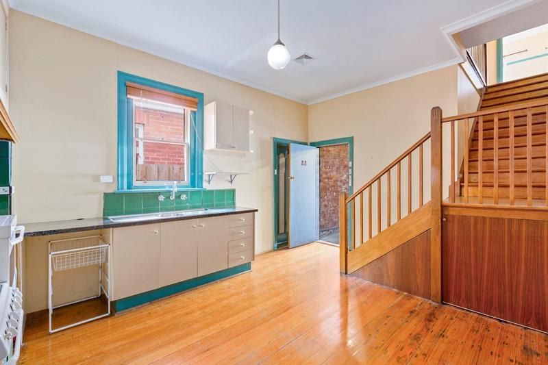 Click to view all images 529 North Road Ormond VIC 3204 - Image 3