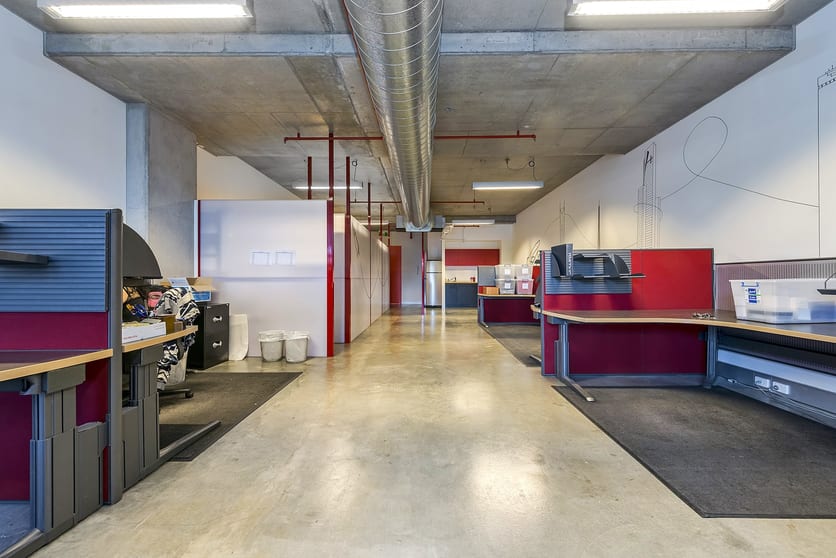 Click to view all images 204/15-87 Gladstone Street South Melbourne VIC 3205 - Image 3