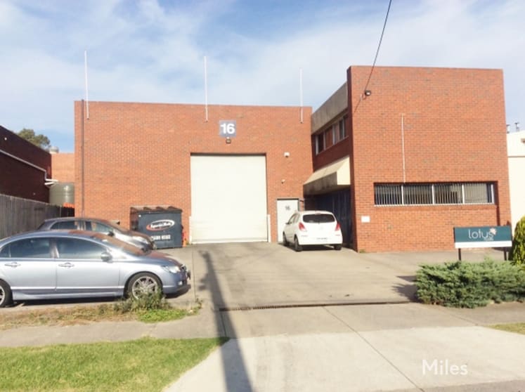 16 Aileen Avenue Heidelberg West VIC 3081 - Image 1