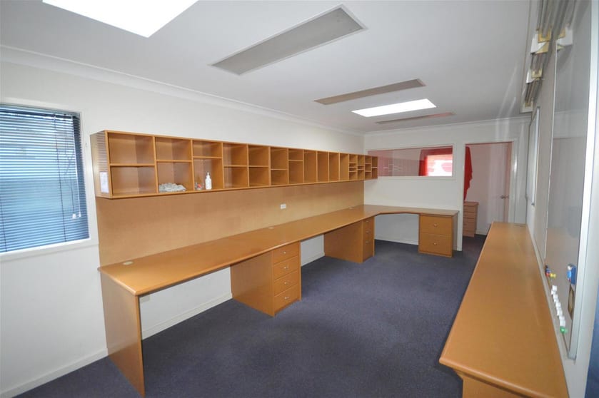 Click to view all images Unit A/159 Macquarie Road Warners Bay NSW 2282 - Image 2