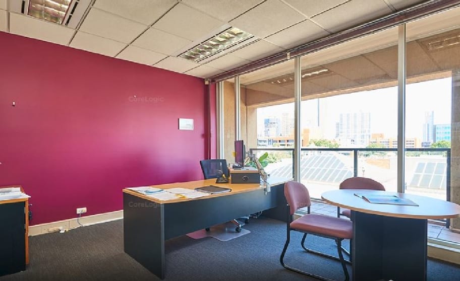 Click to view all images 10 Ievels Terrace Carlton VIC 3053 - Image 3