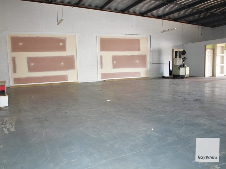 Click to view all images 2A/287-289 Morayfield Road Morayfield QLD 4506 - Image 2