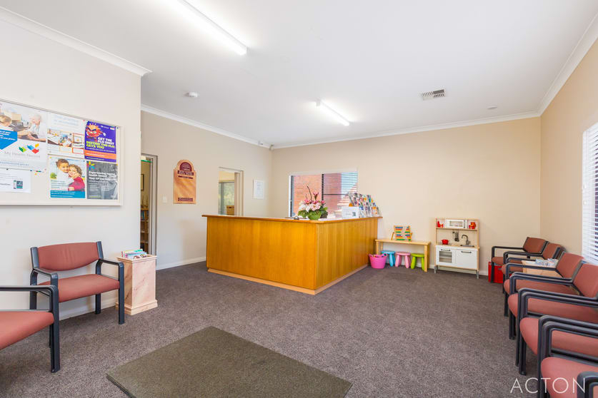 Click to view all images 340 Canning Highway Bicton WA 6157 - Image 3