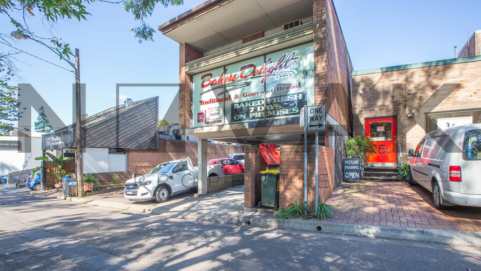 Click to view all images 23 Redleaf Avenue Wahroonga NSW 2076 - Image 3