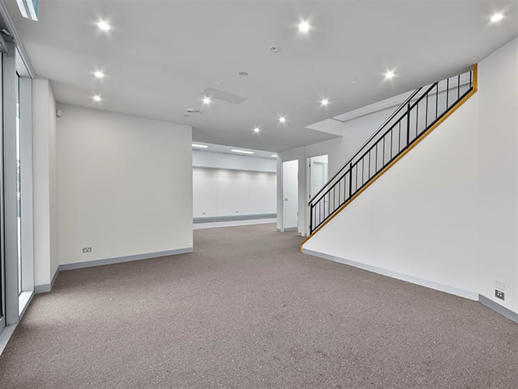 Click to view all images 6/35 Dunlop Road Mulgrave VIC 3170 - Image 3