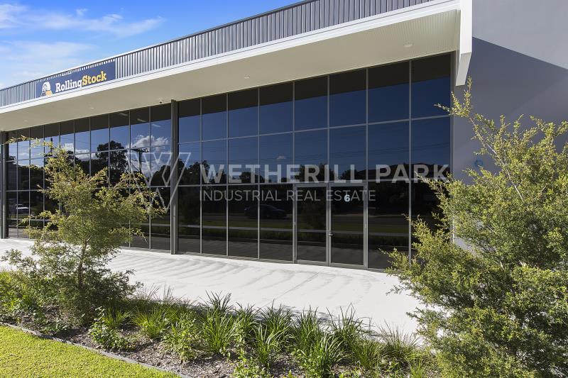 Click to view all images Smithfield NSW 2164 - Image 1