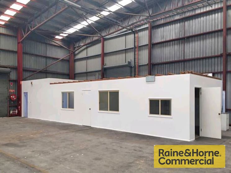 Click to view all images Kedron QLD 4031 - Image 3
