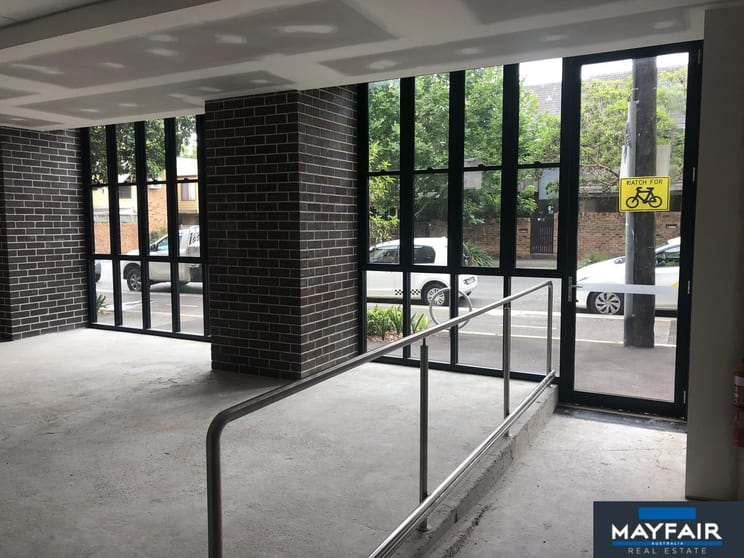 Click to view all images 1/95-97A Bourke St Woolloomooloo NSW 2011 - Image 3