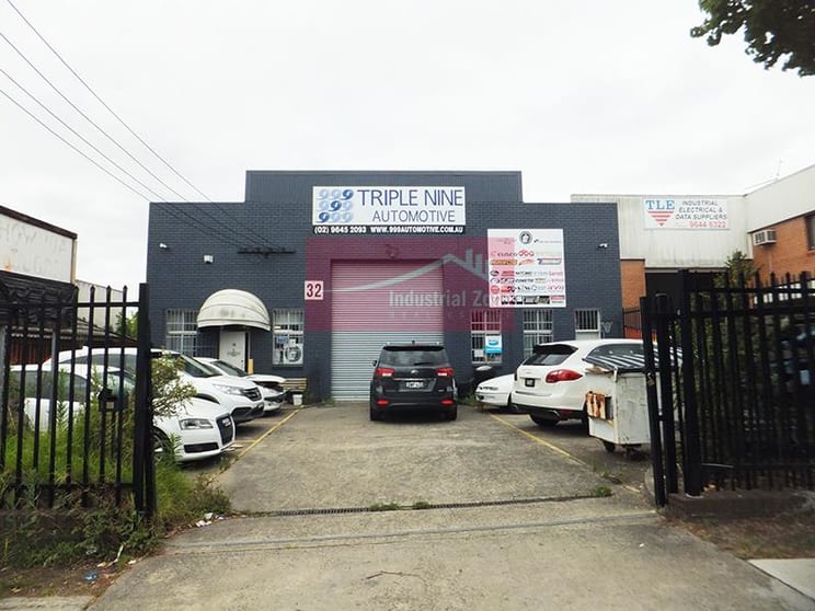 Click to view all images 32 Carlingford Street Regents Park NSW 2143 - Image 1