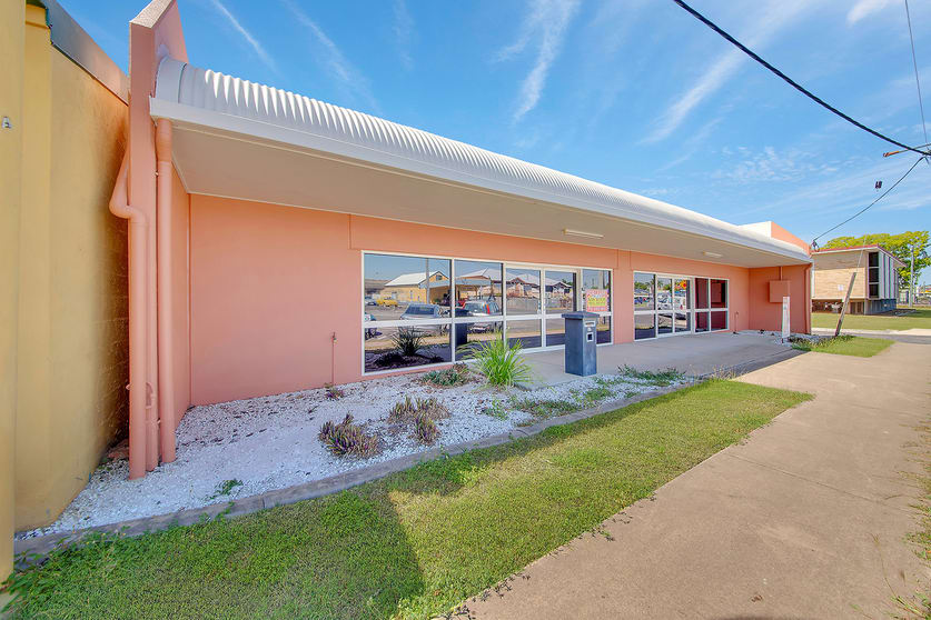 17 DERBY STREET Rockhampton City QLD 4700 - Image 1