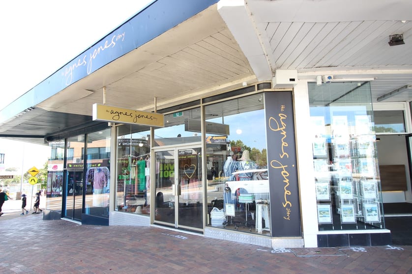 Click to view all images 158 Main Street Mornington VIC 3931 - Image 2