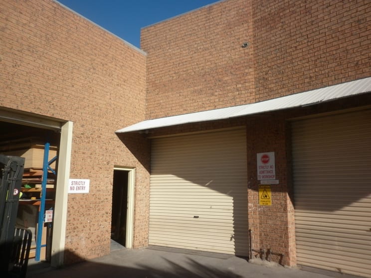 Click to view all images 2/11 Sunset Avenue Warilla NSW 2528 - Image 1