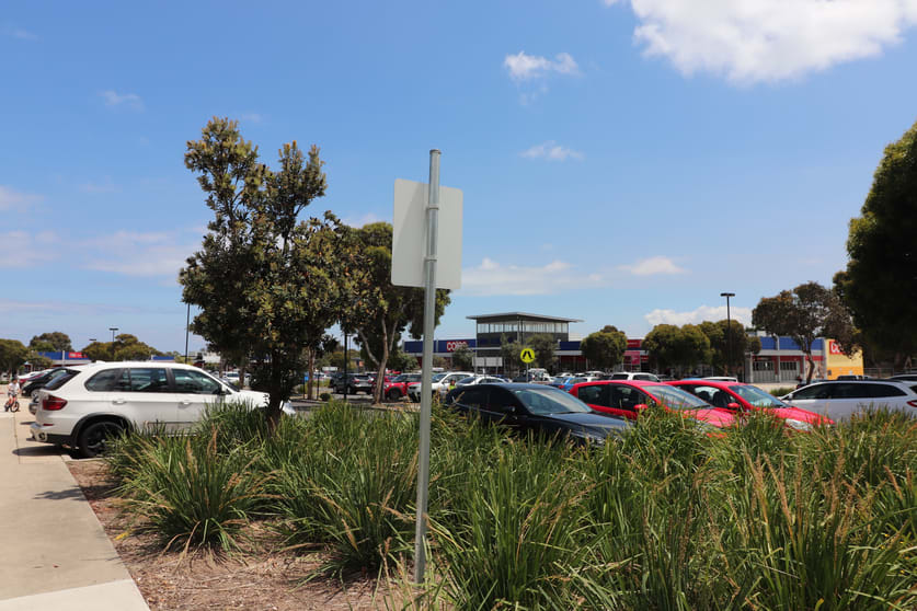Click to view all images 1/335 Ballarto Road Carrum Downs VIC 3201 - Image 3