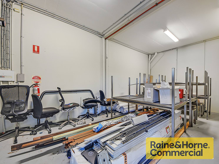 Click to view all images 6/30 Raubers Road Banyo QLD 4014 - Image 3
