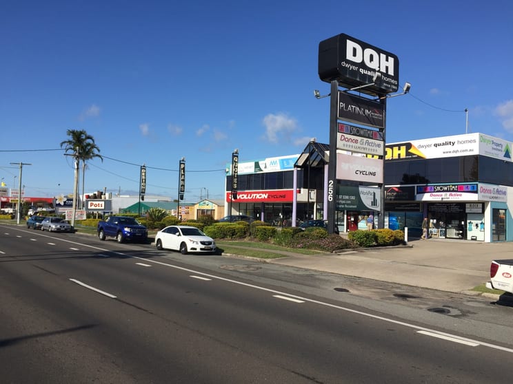 Click to view all images Unit 8/256 Nicklin Way Warana QLD 4575 - Image 3