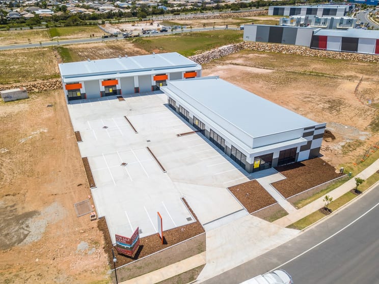 Click to view all images 106 Flinders Parade North Lakes QLD 4509 - Image 2