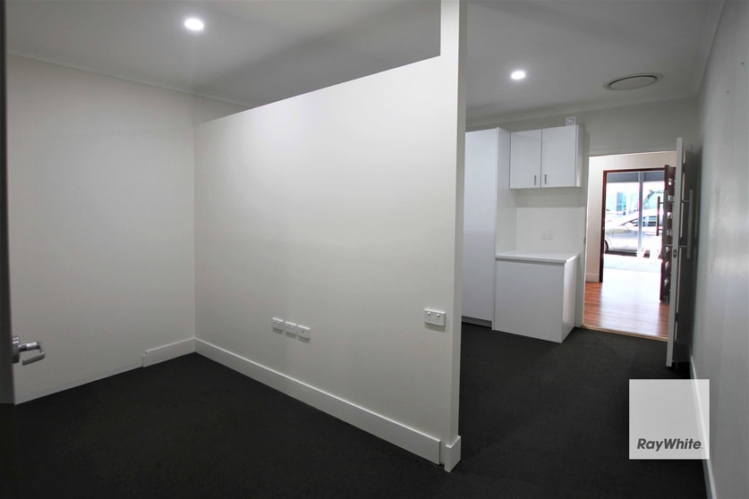 Click to view all images 2/1207 Sandgate Road Nundah QLD 4012 - Image 2