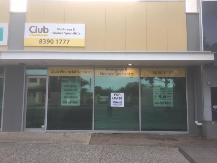 Click to view all images Caroline Springs VIC 3023 - Image 2