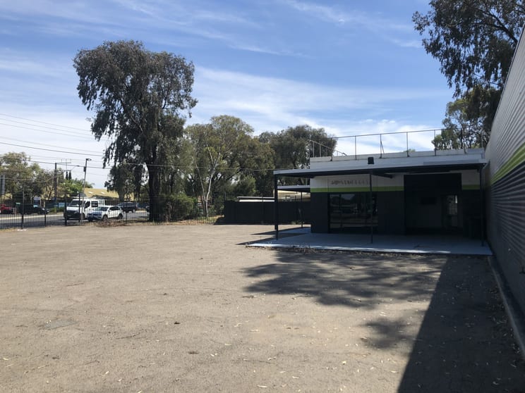Click to view all images 316 Salisbury Highway Salisbury Downs SA 5108 - Image 3