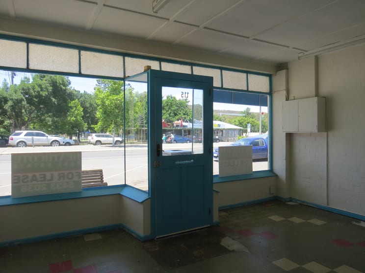 Click to view all images 115 High Street Heathcote VIC 3523 - Image 3