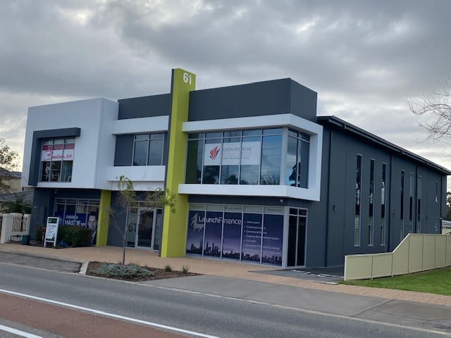 Click to view all images 4/61 Sutton Street Mandurah WA 6210 - Image 1