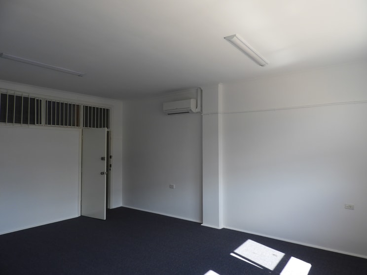 Click to view all images Suites/242 Princes Highway Corrimal NSW 2518 - Image 3