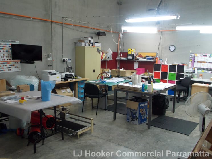 2/24 Garling Road Kings Park NSW 2148 - Image 3