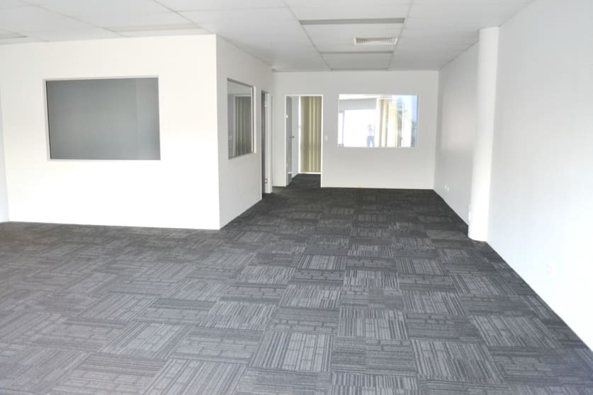 4/3368 Pacific Highway Springwood QLD 4127 - Image 2