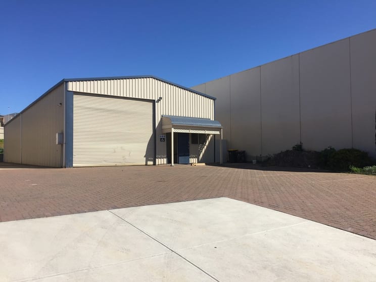 2/6 Aristotle Close Golden Grove SA 5125 - Image 1