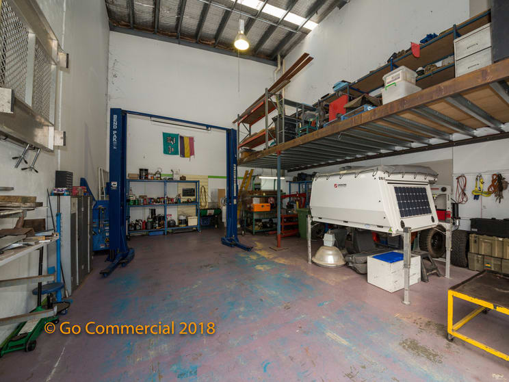 Click to view all images Unit 6/2 Maisel Close Smithfield QLD 4878 - Image 3
