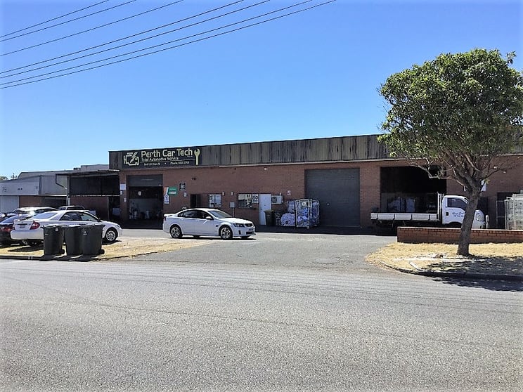 Click to view all images 2/242 Star Street Welshpool WA 6106 - Image 1