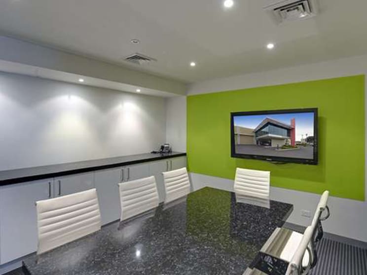 Click to view all images 23/1866 Dandenong Road Clayton VIC 3168 - Image 3