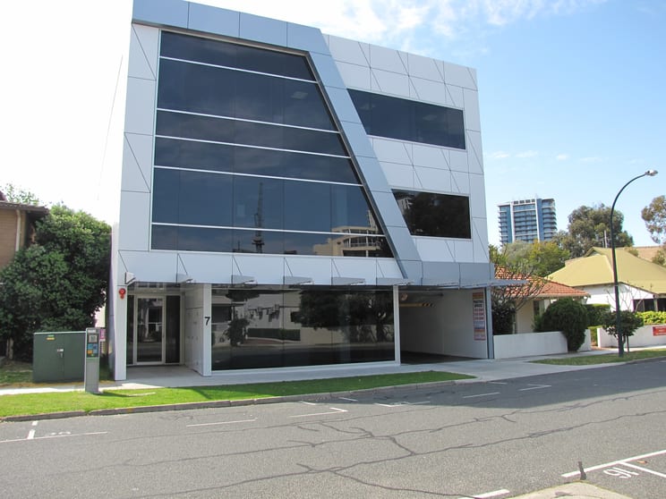 Click to view all images Unit 2/7 Lyall Street South Perth WA 6151 - Image 1