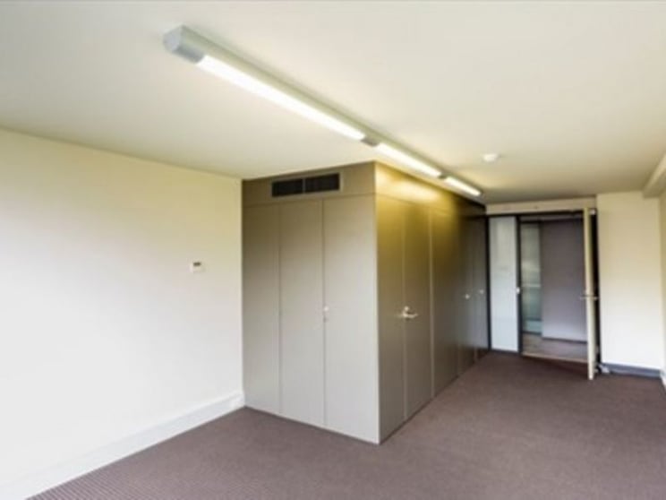Click to view all images 701/14 Kings Cross Road Potts Point NSW 2011 - Image 2