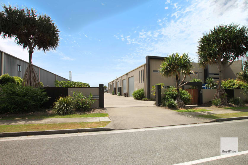 1/50 Dacmar Road Coolum Beach QLD 4573 - Image 2