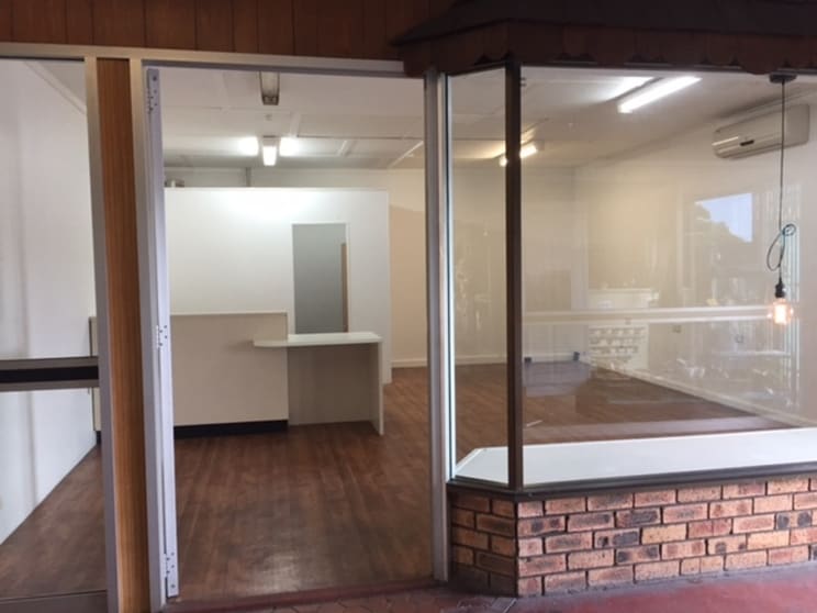 Click to view all images Shop 4/123-127 Parkes Street Helensburgh NSW 2508 - Image 1