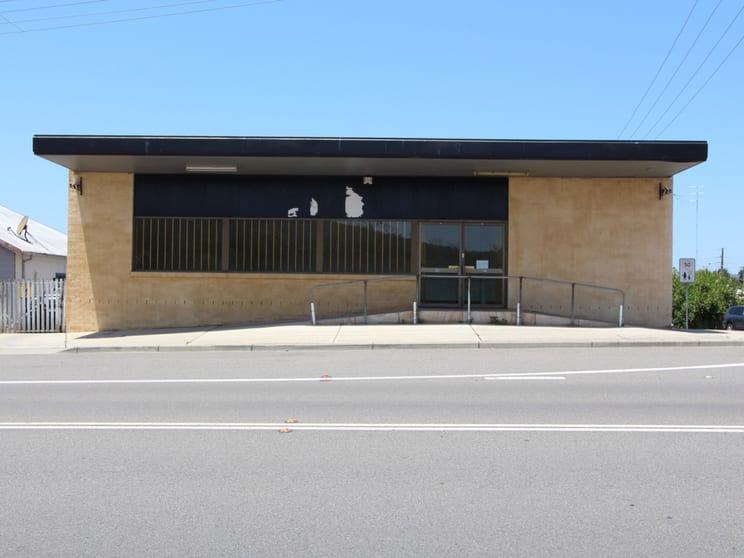 Click to view all images 72 Cessnock Road Neath NSW 2326 - Image 1