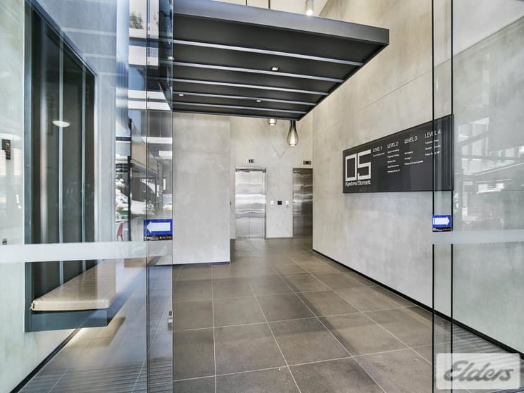 Click to view all images Newstead QLD 4006 - Image 2