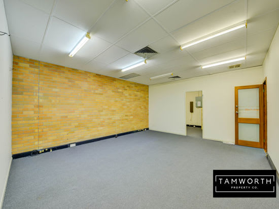 Click to view all images 3/348 Peel Street Tamworth NSW 2340 - Image 3