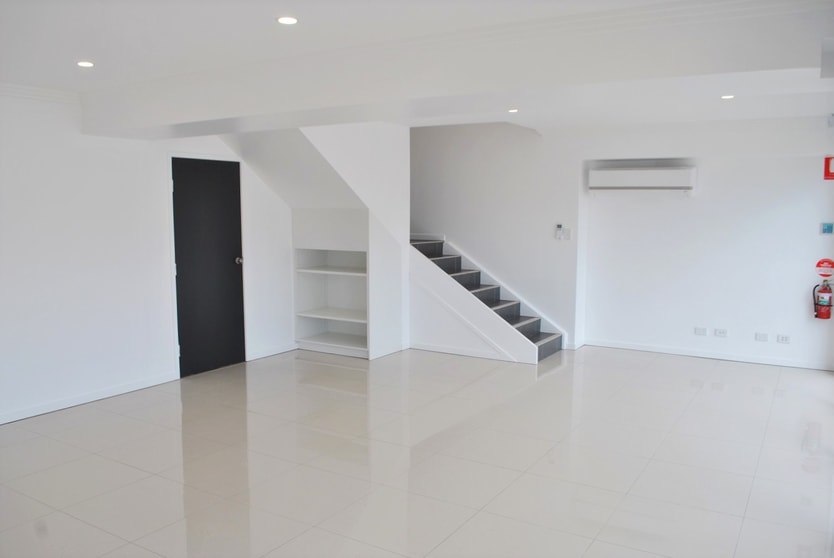 Click to view all images Unit 1/11 Moss Street Slacks Creek QLD 4127 - Image 3