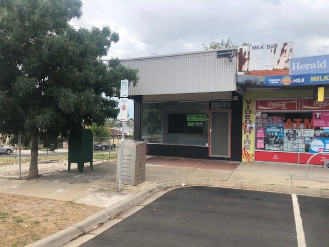 Click to view all images 25 Tilba Street Essendon VIC 3040 - Image 1