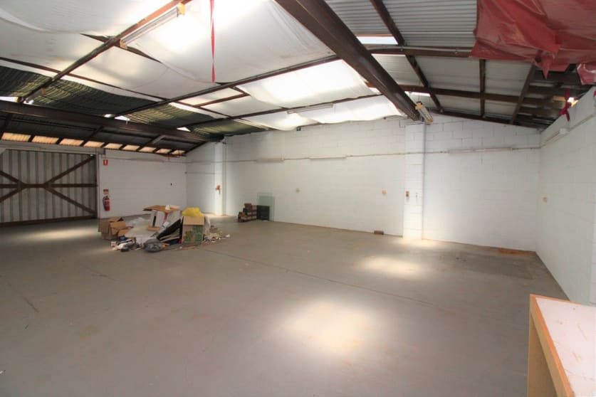 Click to view all images 2/139 North Street North Toowoomba QLD 4350 - Image 2