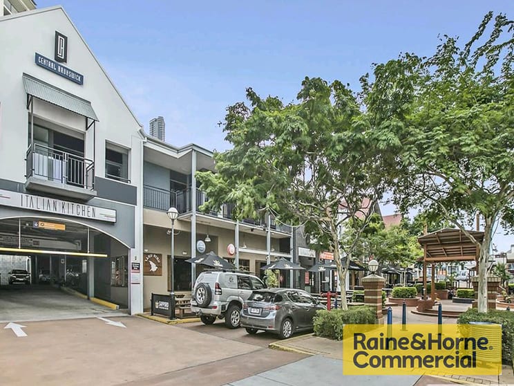 Click to view all images 17/24 Martin Street Fortitude Valley QLD 4006 - Image 1